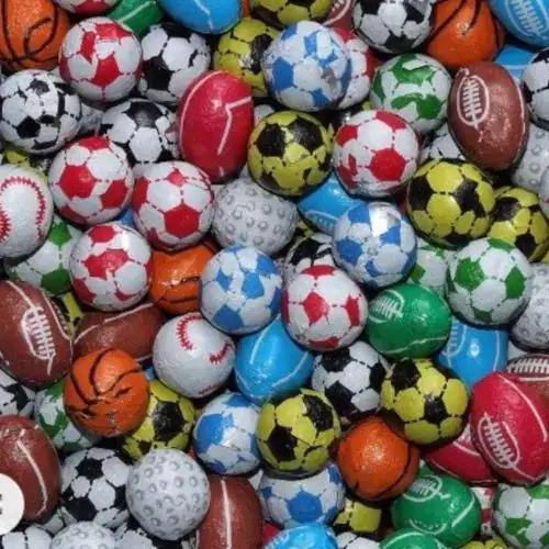 Kingsway | Chocolate Flavour Sports Balls Mix | 100g | The Sweetie Shoppie