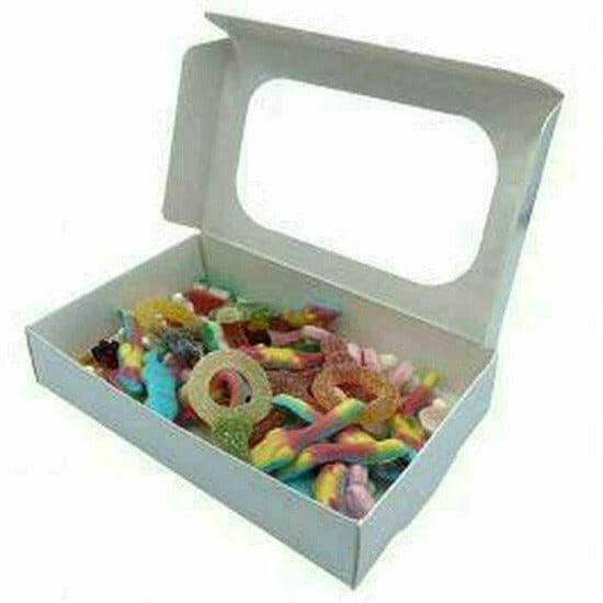 The Sweetie Shoppie | 🍬 Medium Sweet Gift Box: Ready Made Gift For Him / Her 🎁 | The Sweetie Shoppie